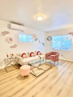 Pink Cozy house 2 bedrooms